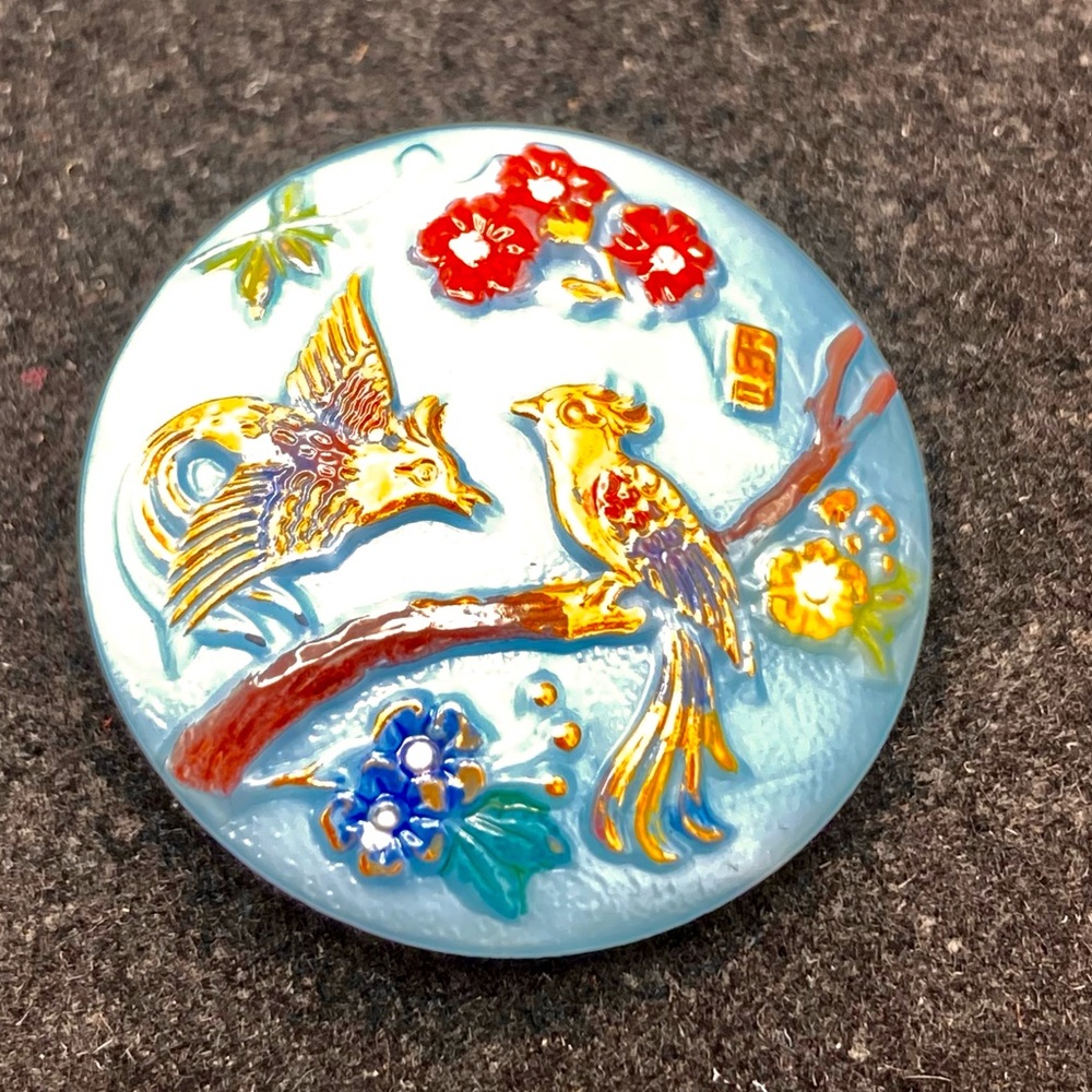 VTG 4 Bohemian Glass Buttons with Birds in a tree!